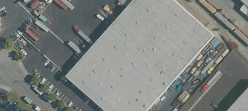 Distribution Warehouse with Large Yard
