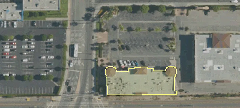 Retail Space Available For Rent