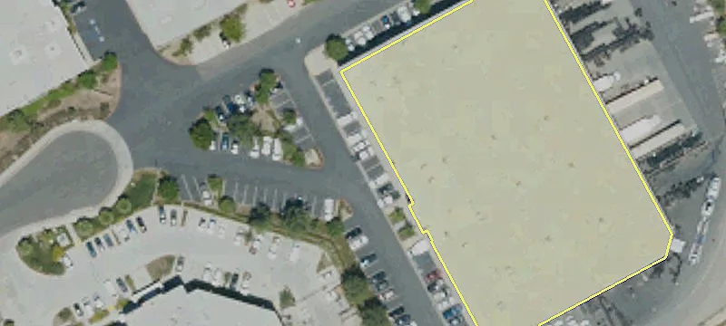 Industrial Space with Secured Yard