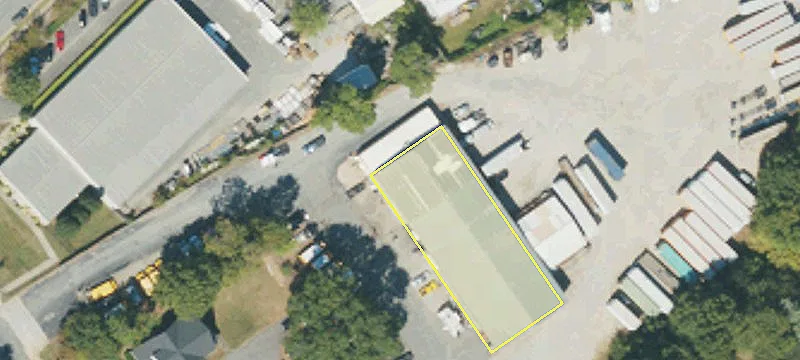 Truck Service Facility For Lease