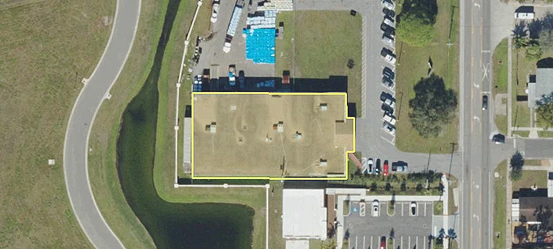 Tampa Warehouse with Fenced Storage