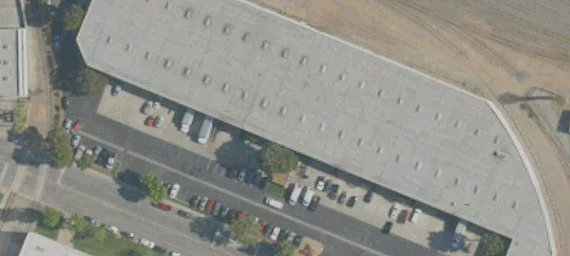 Commerce Warehouse with Secured Yard