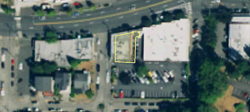 Retail Space in Laurelhurst Neighborhood