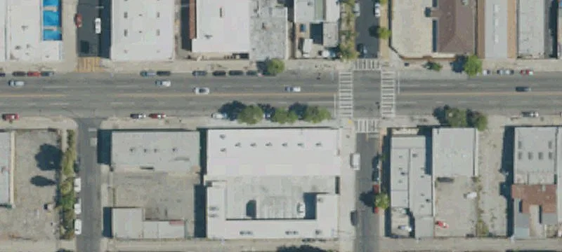 Free Standing Building with Parking