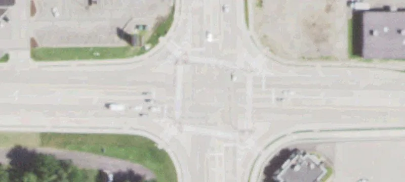 Retail Space in Busy Center