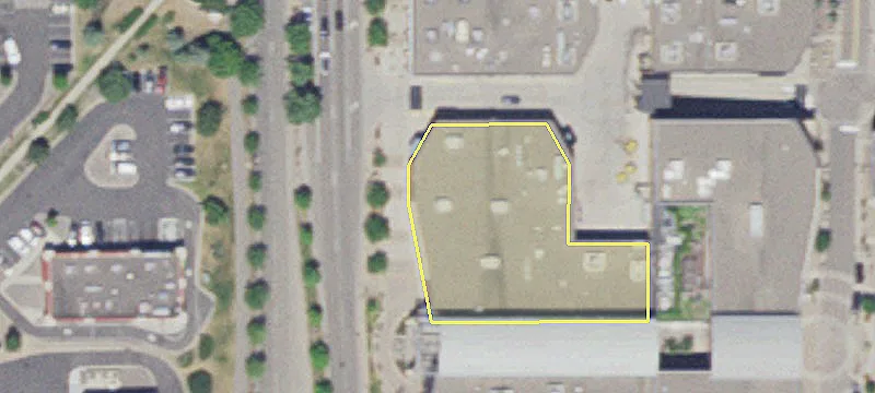 Retail Space in St. Louis Park