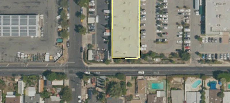 Industrial Unit with 20' Clearance