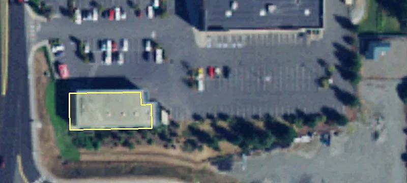 Retail Space in High-Visibility Center