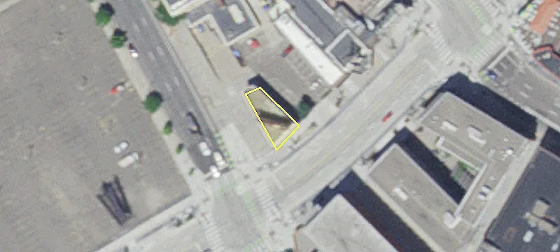 Retail Space on Hennepin Avenue
