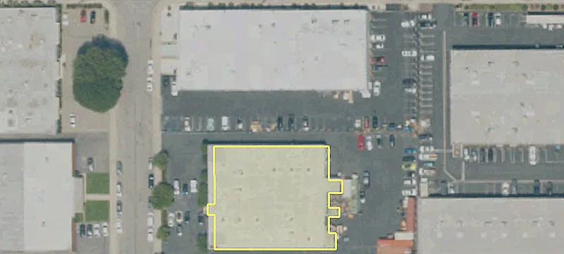 Industrial Property in Chatsworth