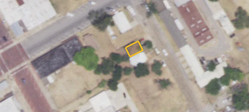 Industrial Property Near Downtown Corsicana