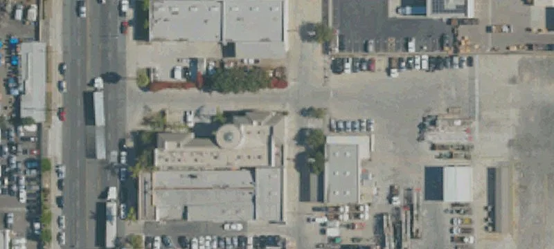 Move-in Ready Warehouse with Yard