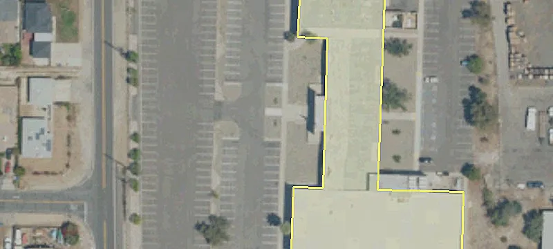 Redlands Warehouse with Loading Doors