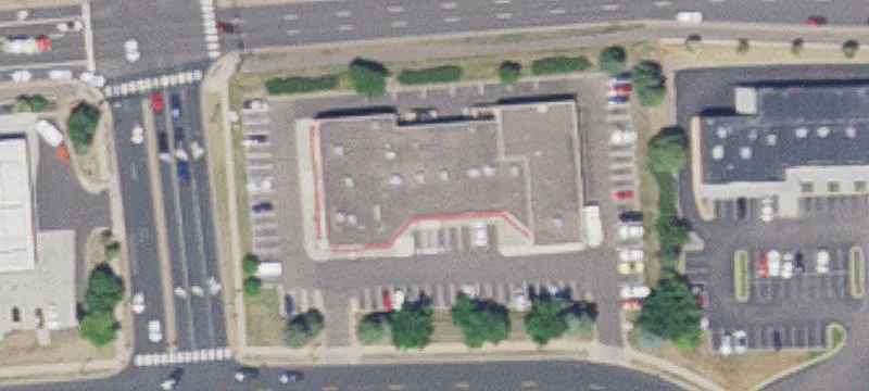 Retail Space in Maple Grove