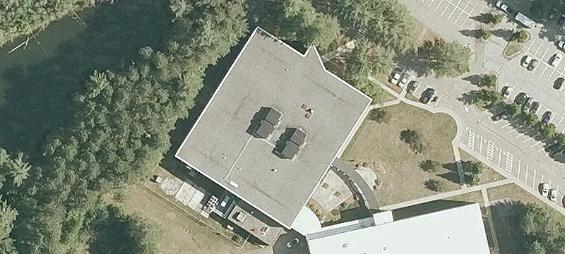Spacious Flex/Industrial Space Available