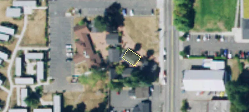 Retail Building with Ample Parking