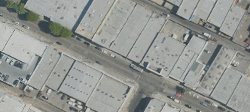 Industrial Building with 14' Clearance