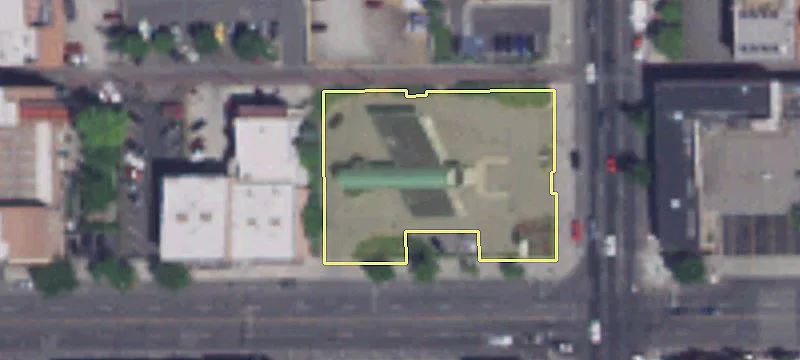 Retail Space on Riverside Avenue