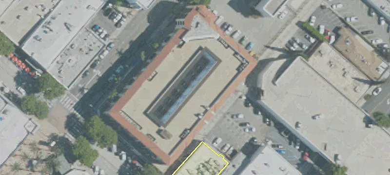 Restaurant, Bar, Retail Space Available