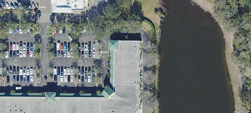 Retail Space in Bradenton, FL