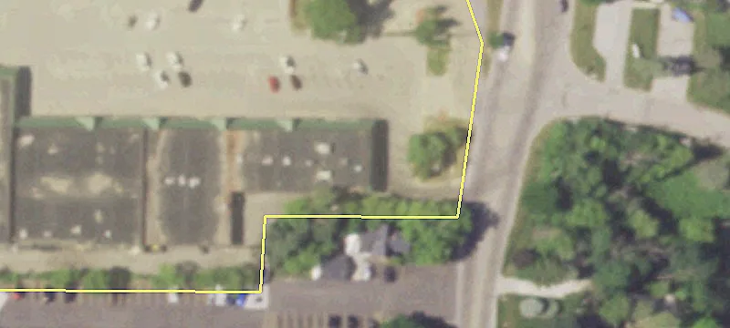 Retail Space on Greenfield Avenue