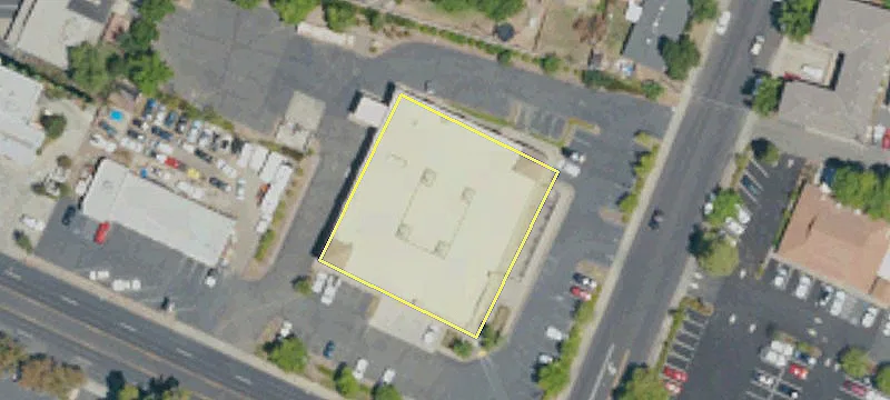 Folsom Retail Building on Corner