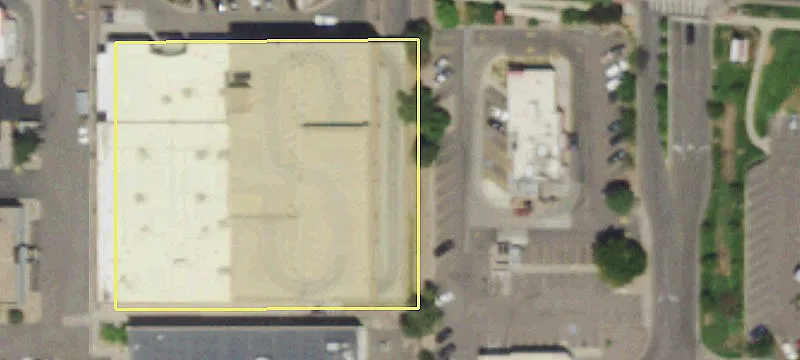 Prime Retail Space Available
