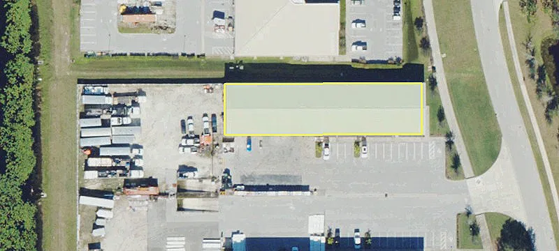 Bradenton Warehouse with Expansion Potential
