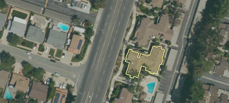 Retail Space Available For Rent