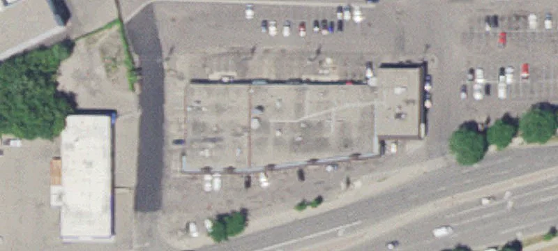 Retail Space in Hopkins, MN