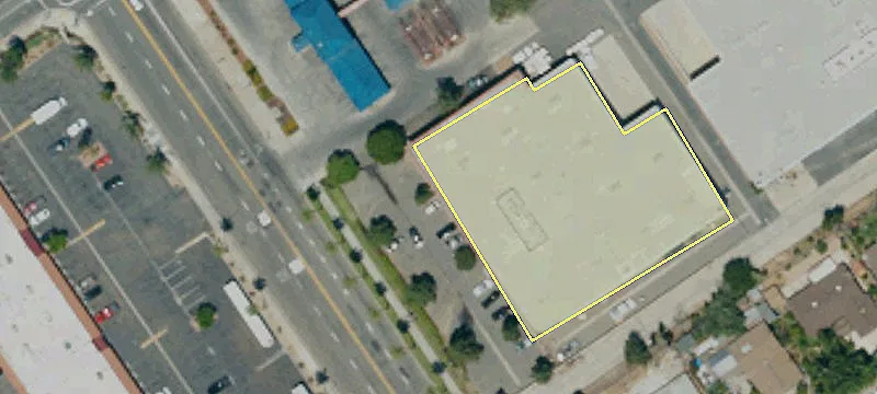Riverside Warehouse with Flexible Zoning