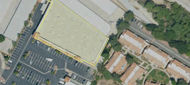 Retail Space Available For Rent