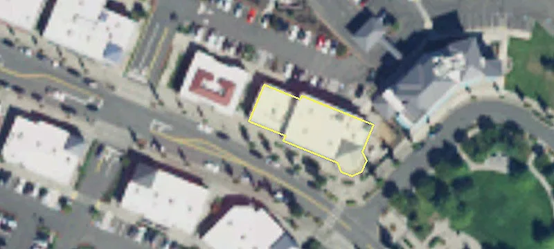 Retail Space in DuPont