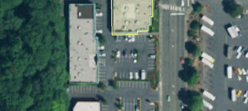 Retail Space in Southcenter Parkway