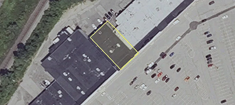 Retail Space in Renovated Center