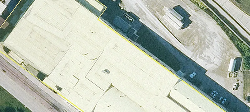 Waterloo Warehouse with Outdoor Storage