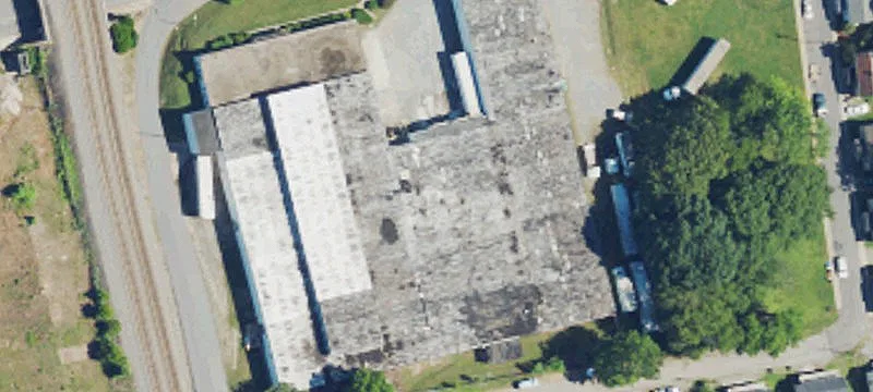 Commercial Office/Warehouse on 2.65 Acres