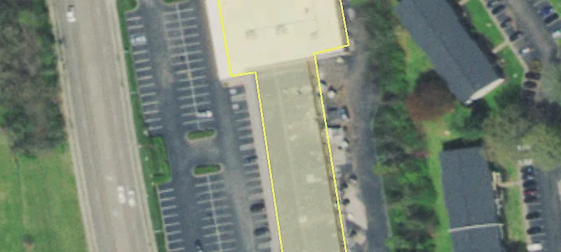 Retail Space on Cedar Bluff