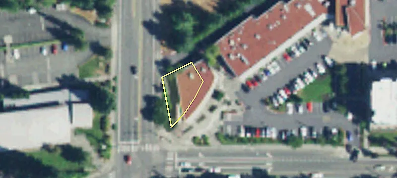 Sammamish Retail Space Available