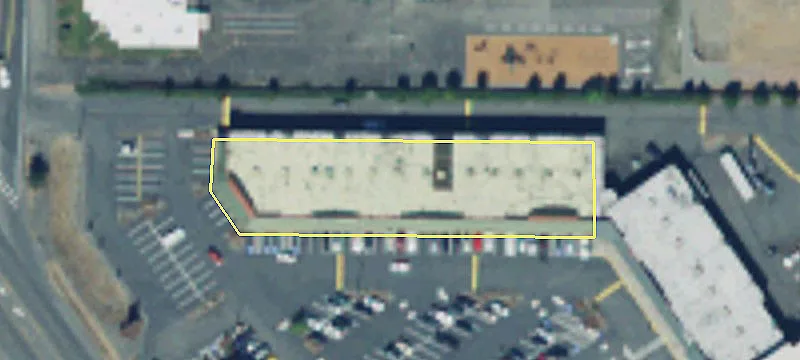 Retail Space in High-Volume Center