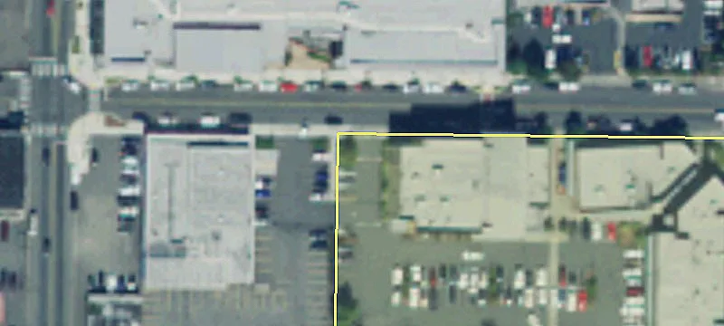 Former Tanning Salon Retail Space