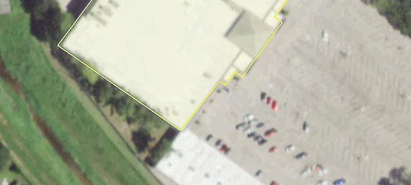 Retail Space Available For Lease
