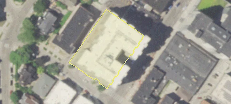 Retail Space on Farwell Avenue