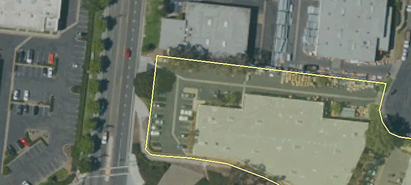 Multi-Tenant Building Office Space