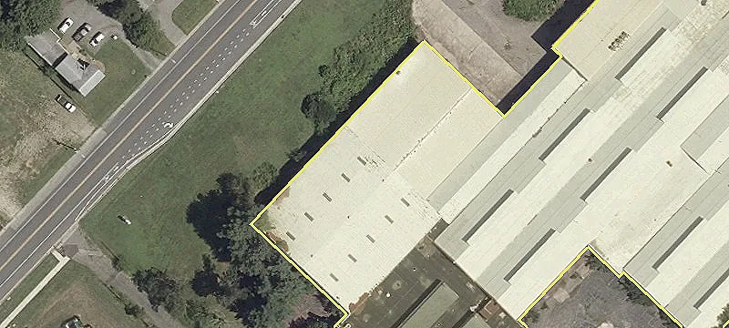 Smyrna Industrial Building on 12.25 Acres