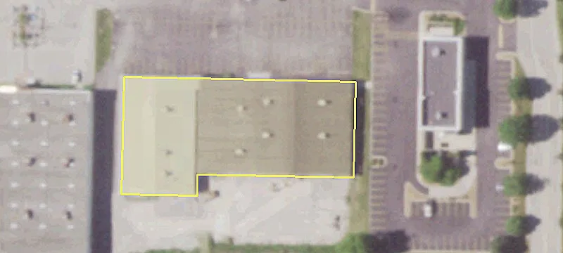 Retail Space Near Brookfield Corners