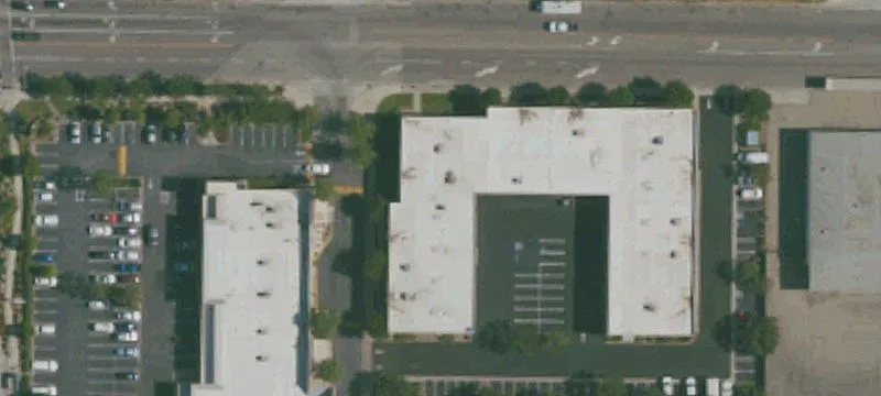 Warehouse/Showroom in McGrath Business Park