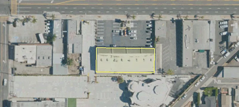 Retail Space Available For Rent