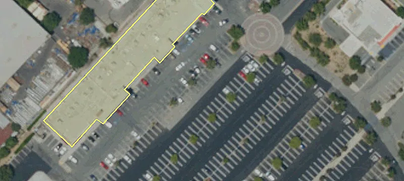 Retail Space Available For Rent