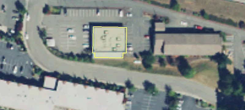 Retail Space Near Highway 101